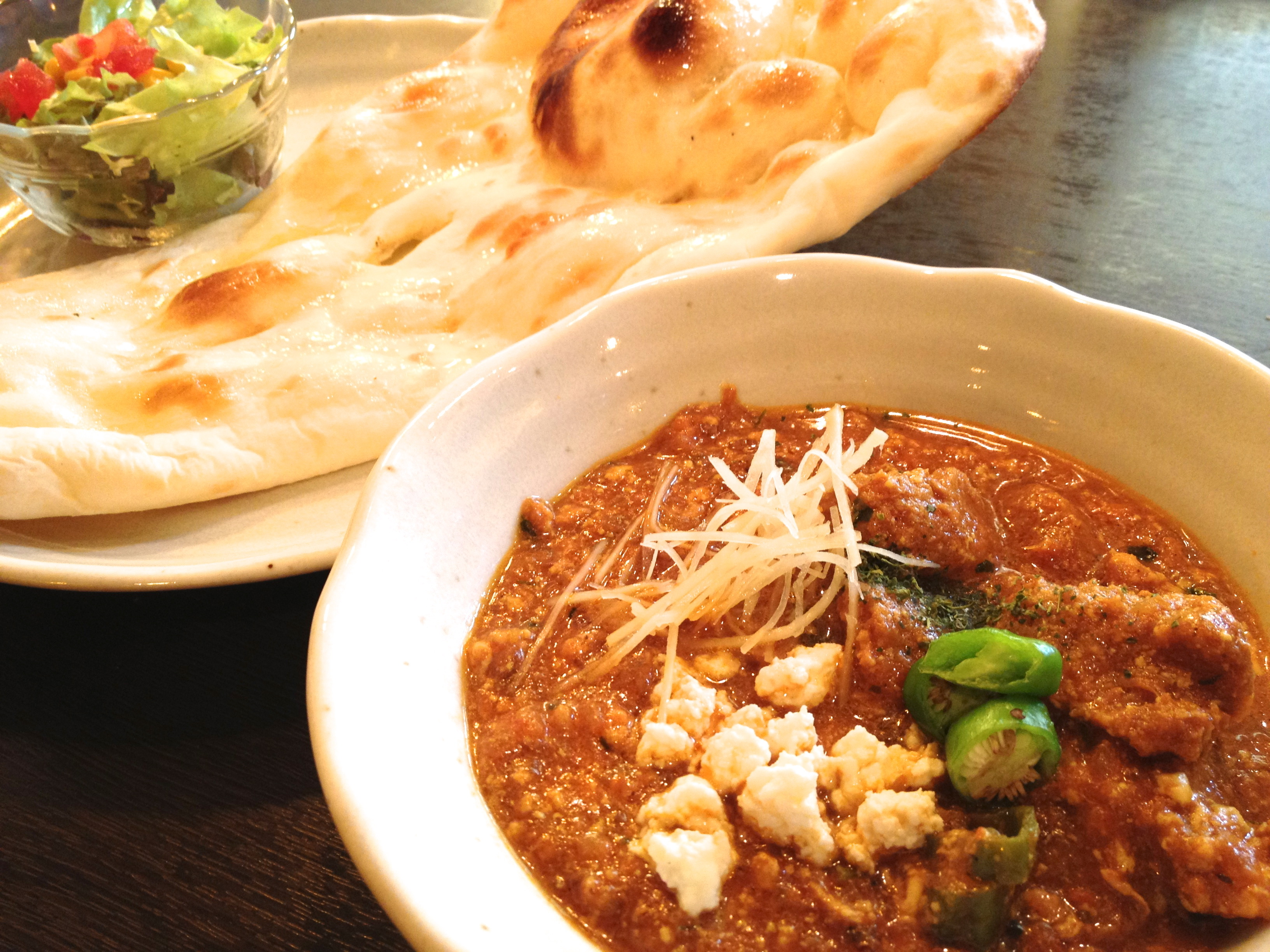 Monthly Curry - インドチーズとソヤビーンズと鶏もも肉